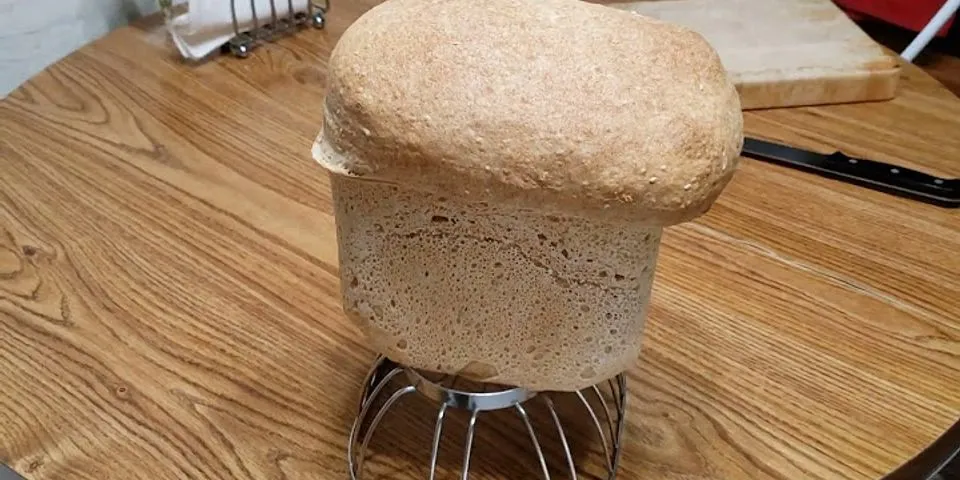 How do you store sourdough bread?