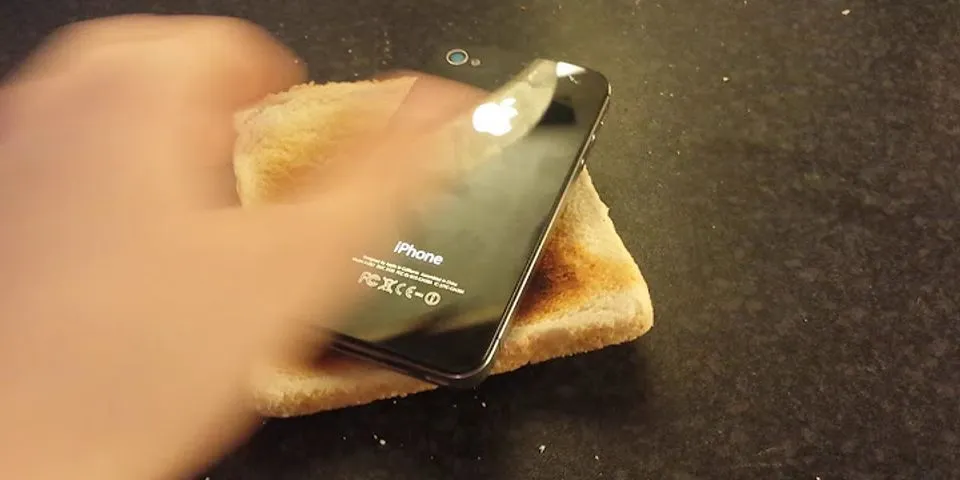 What is the best way to eat toast?